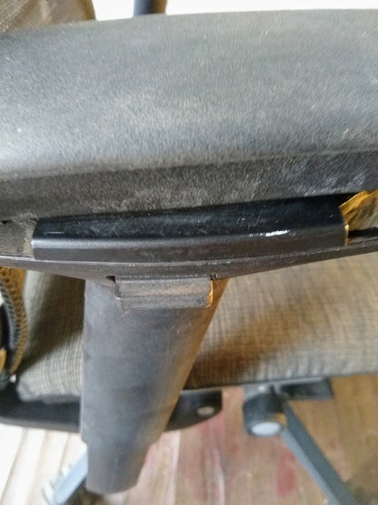 STEELCASE THINK FABRIC FULLY ADJUSTABLE CHAIR 5205 FREE SHIPPING