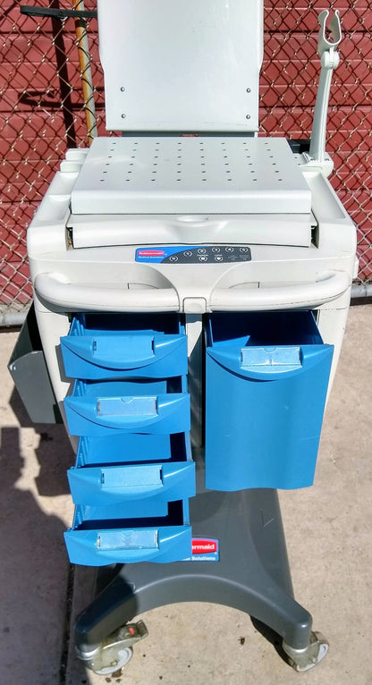 RUBBERMAID MEDICAL SOLUTIONS CART MODEL FG9M0905MBLU CART