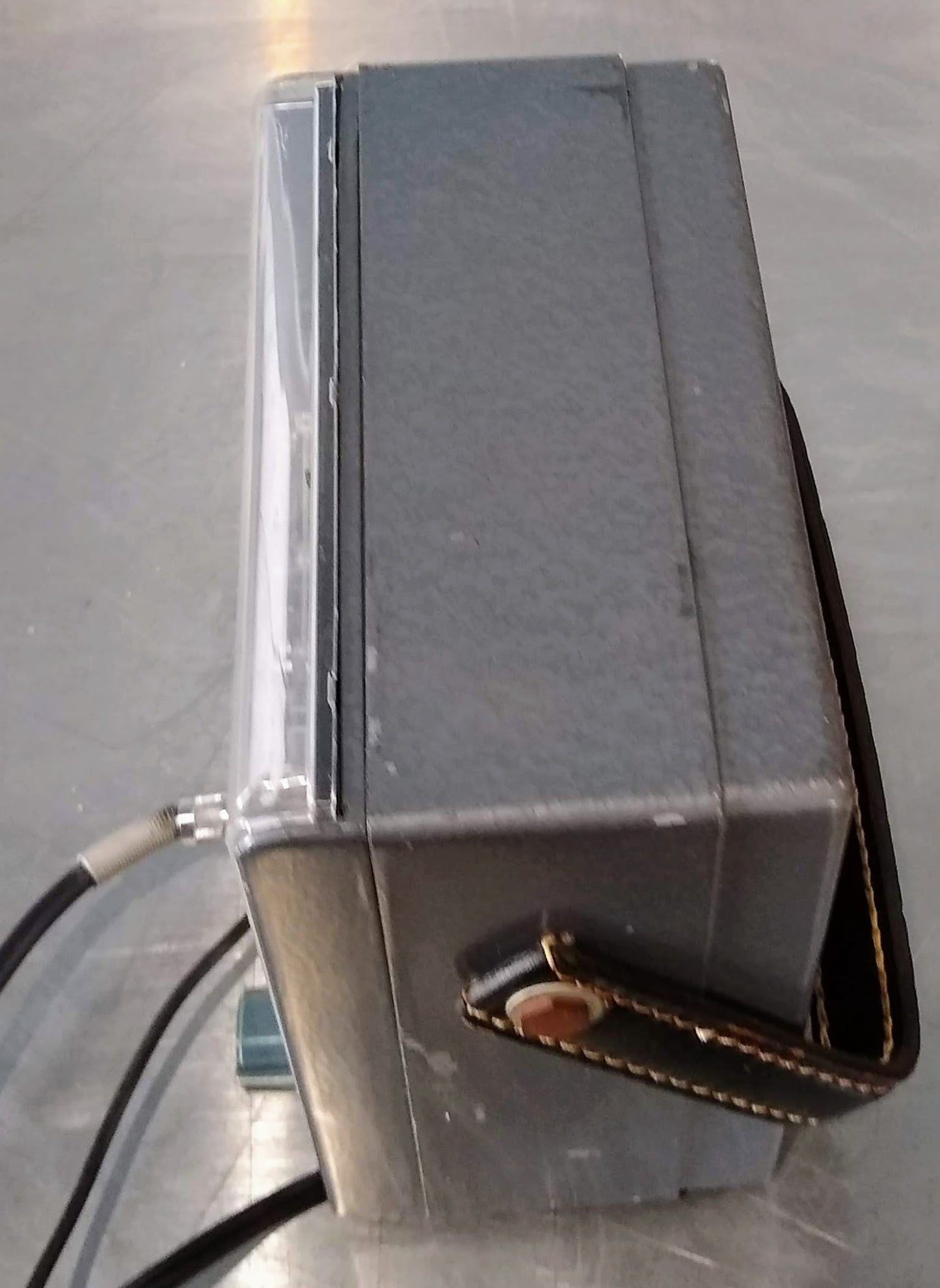 VINTAGE RCA VOLTOHMYST WV-98A with WG-299 PROBE VOLTAGE METER WARRANTY FREE SHIP