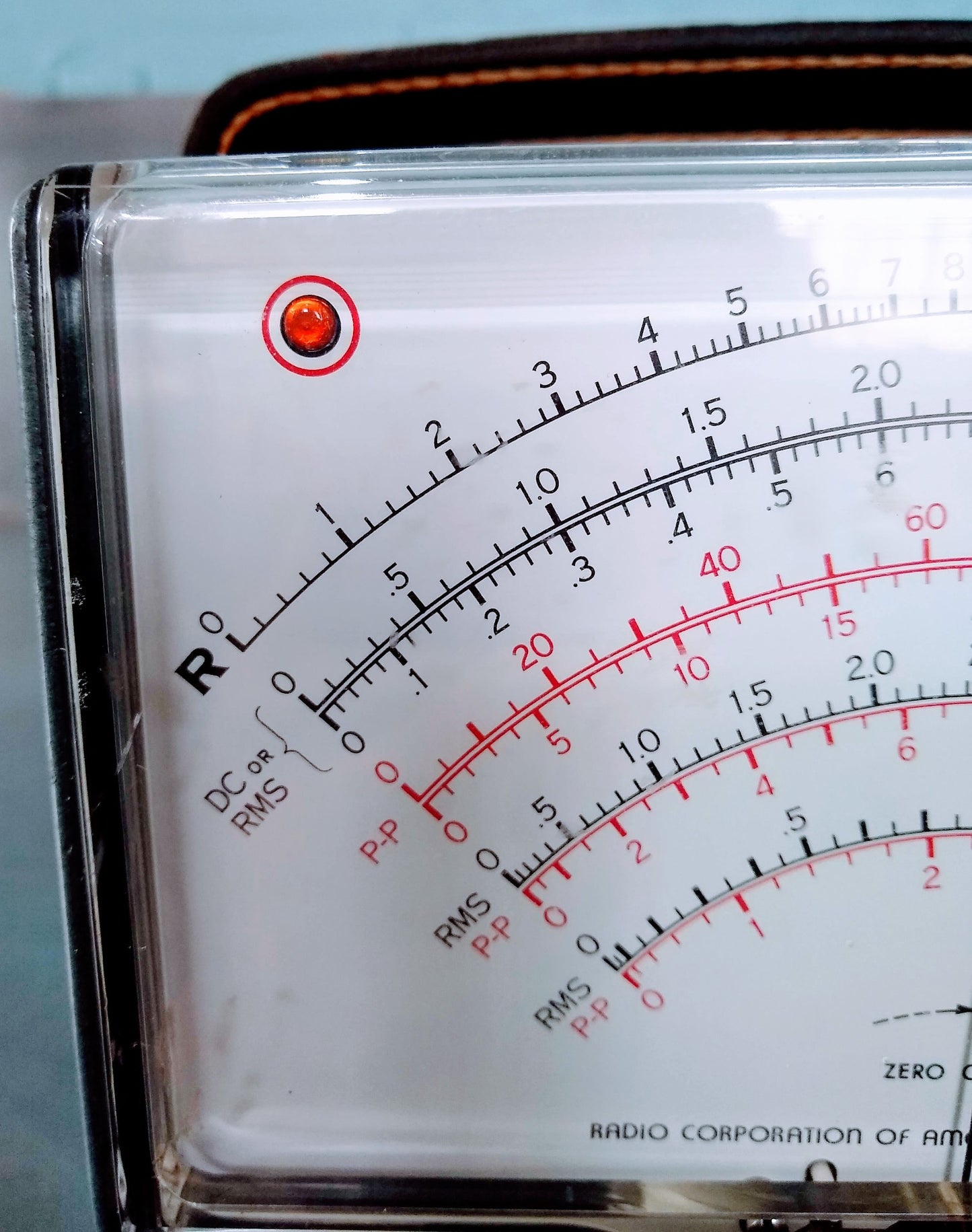 VINTAGE RCA VOLTOHMYST WV-98A with WG-299 PROBE VOLTAGE METER WARRANTY FREE SHIP