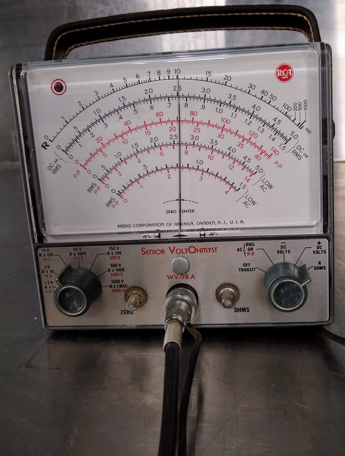 VINTAGE RCA VOLTOHMYST WV-98A with WG-299 PROBE VOLTAGE METER WARRANTY FREE SHIP
