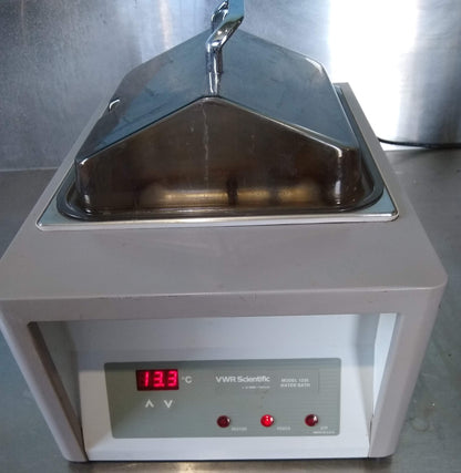 SHELDON VWR 1235 HEATED 4 Liter WATER BATH with COVER 90 DAY WARRANTY FREE SHIP
