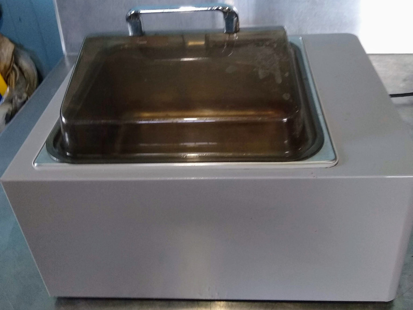 SHELDON VWR 1235 HEATED 4 Liter WATER BATH with COVER 90 DAY WARRANTY FREE SHIP