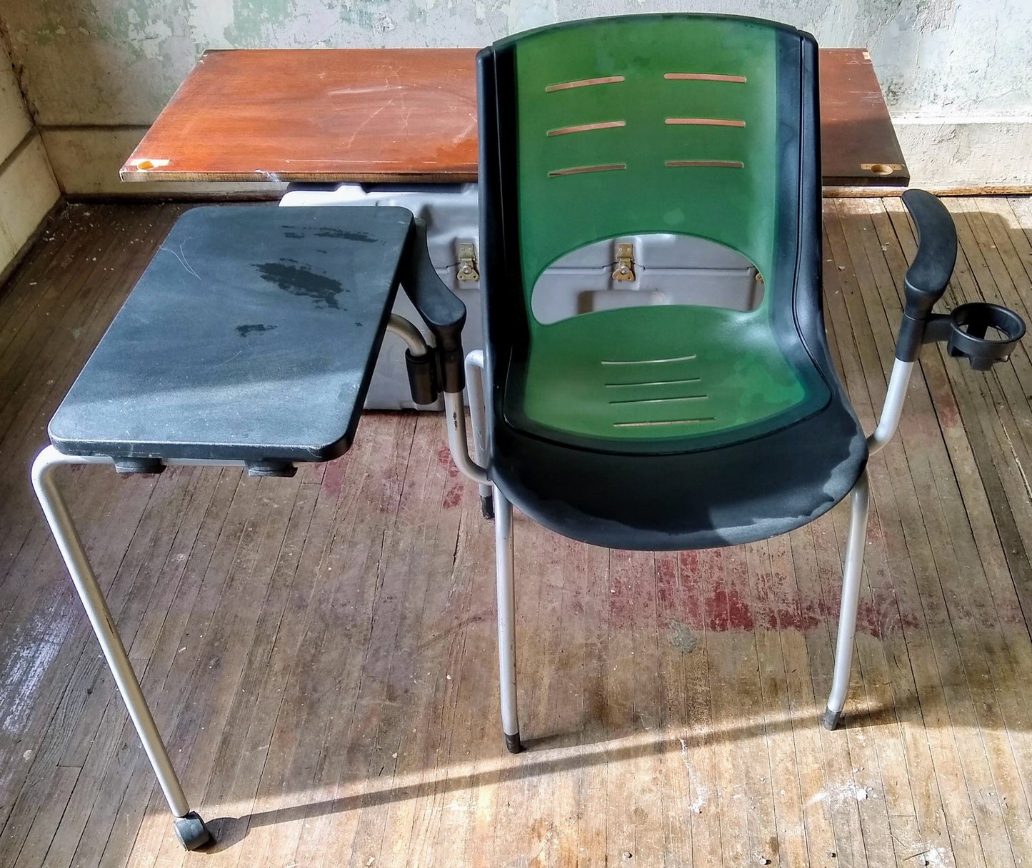 LOT 10 VECTA STEELCASE COALESSE X-STACK GREEN CHAIRS TABLET CUP HOLDER FREE SHIP