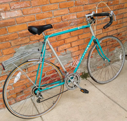 VINTAGE 1980's SIGNET CENTURION BICYCLE - Tires are Flat - FREE SHIPPING