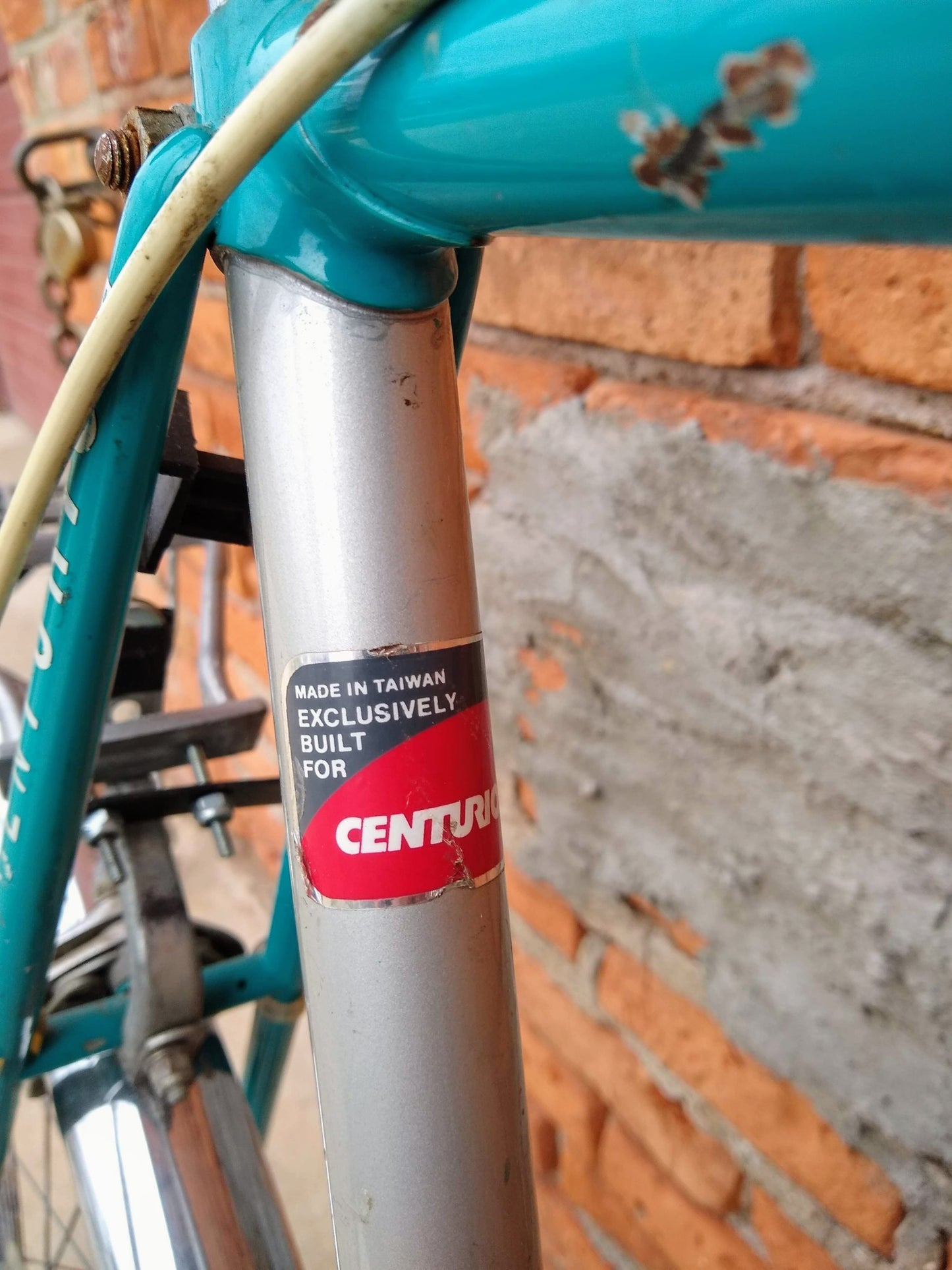 VINTAGE 1980's SIGNET CENTURION BICYCLE - Tires are Flat - FREE SHIPPING