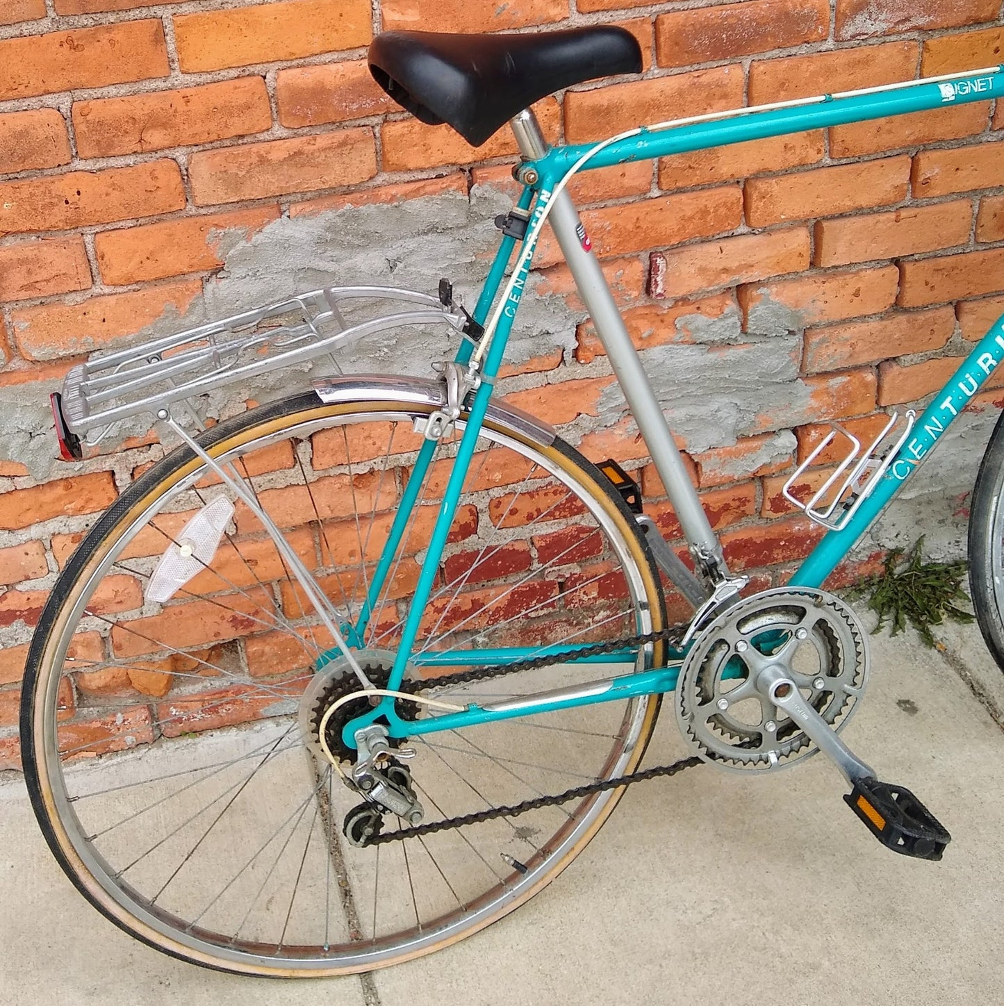 VINTAGE 1980's SIGNET CENTURION BICYCLE - Tires are Flat - FREE SHIPPING