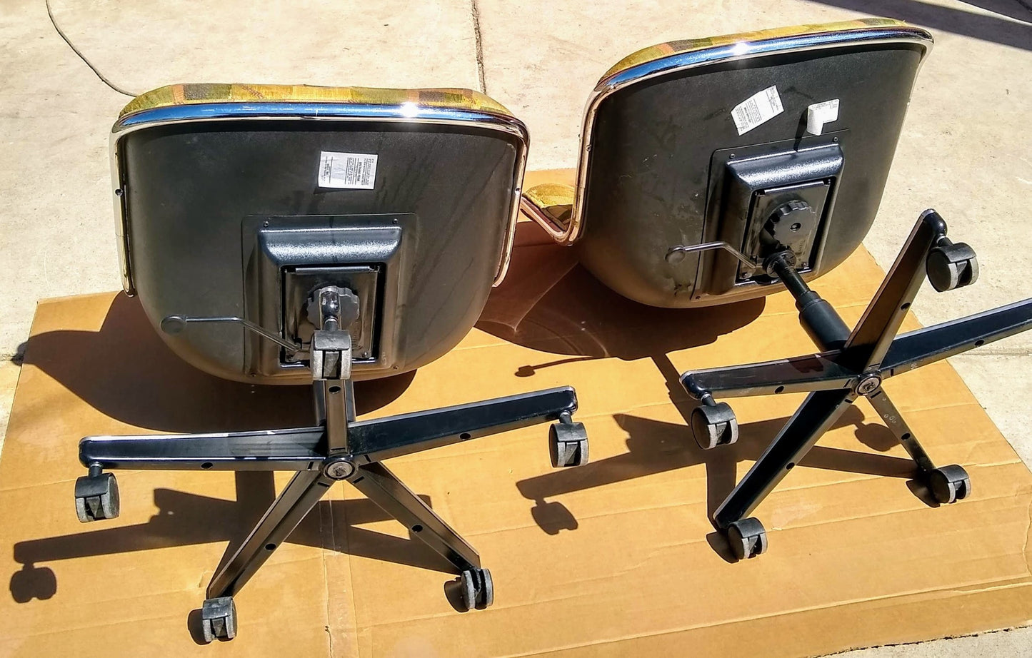 Pair CHARLES POLLACK EXECUTIV KNOLL SWIVEL CHAIR HYDRAULIC LIFT Beautiful Fabric