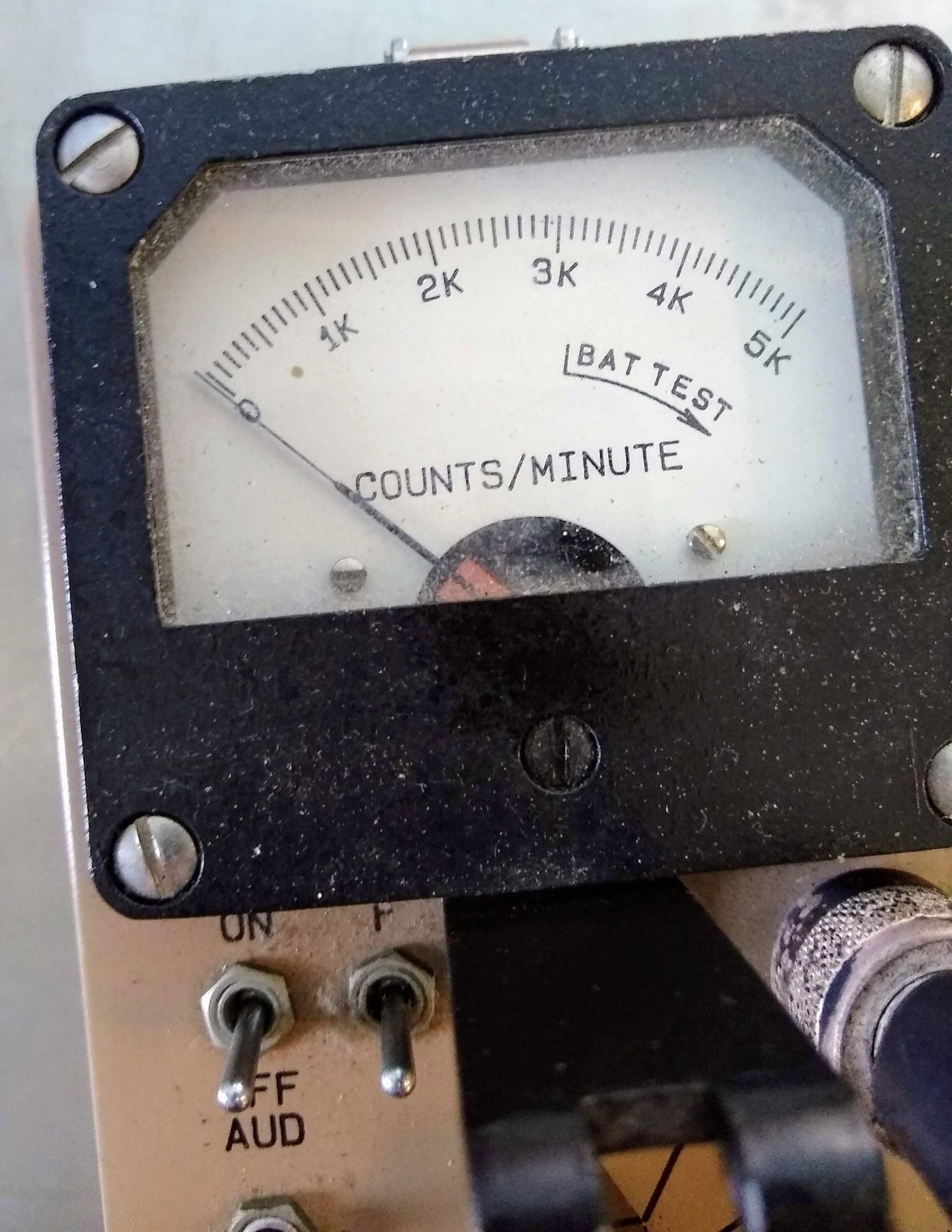 LUDLUM 2 SURVEY METER with 44-9 ALPHA BETA GAMMA RADIATION DETECTOR FREESHIPPING