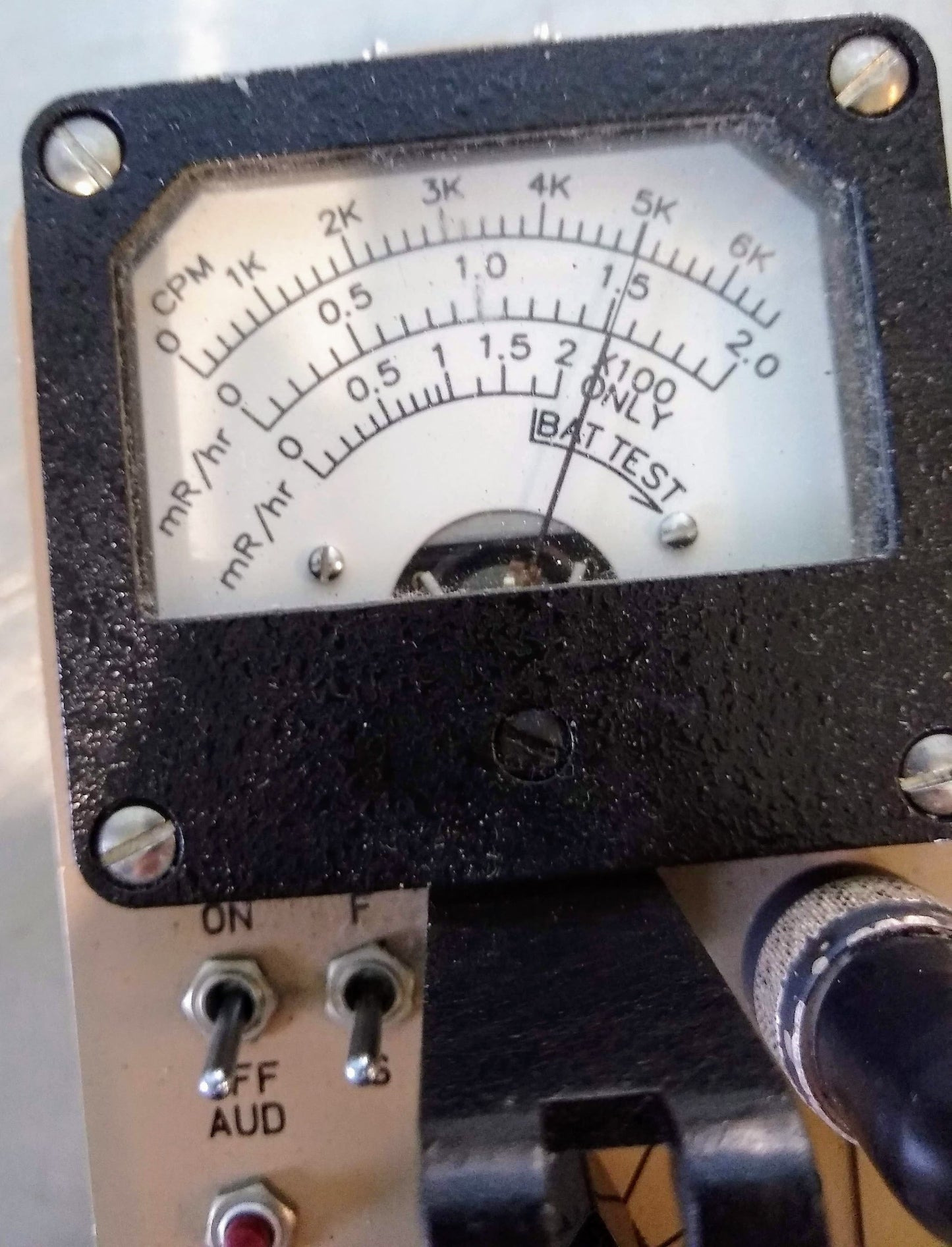 LUDLUM 3 SURVEY METER & 44-9 ALPHA BETA GAMMA RADIATION DETECTOR MANUAL FREESHIP