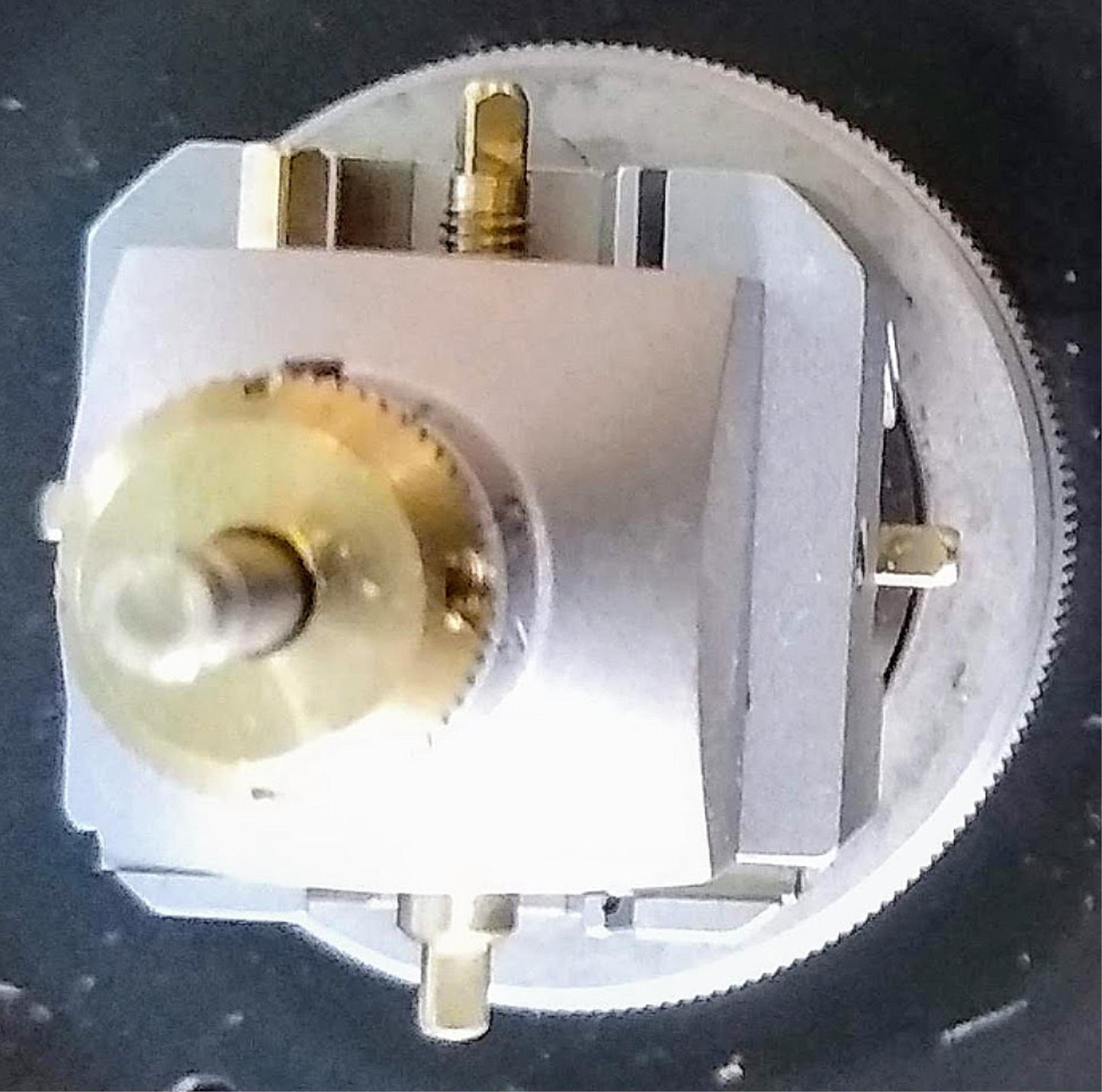 HUBER GONIOMETER HEAD 1004 XYZ SINGLE AXIS RIGAKU X-RAY 90DAYWARRANTY FREE SHIP