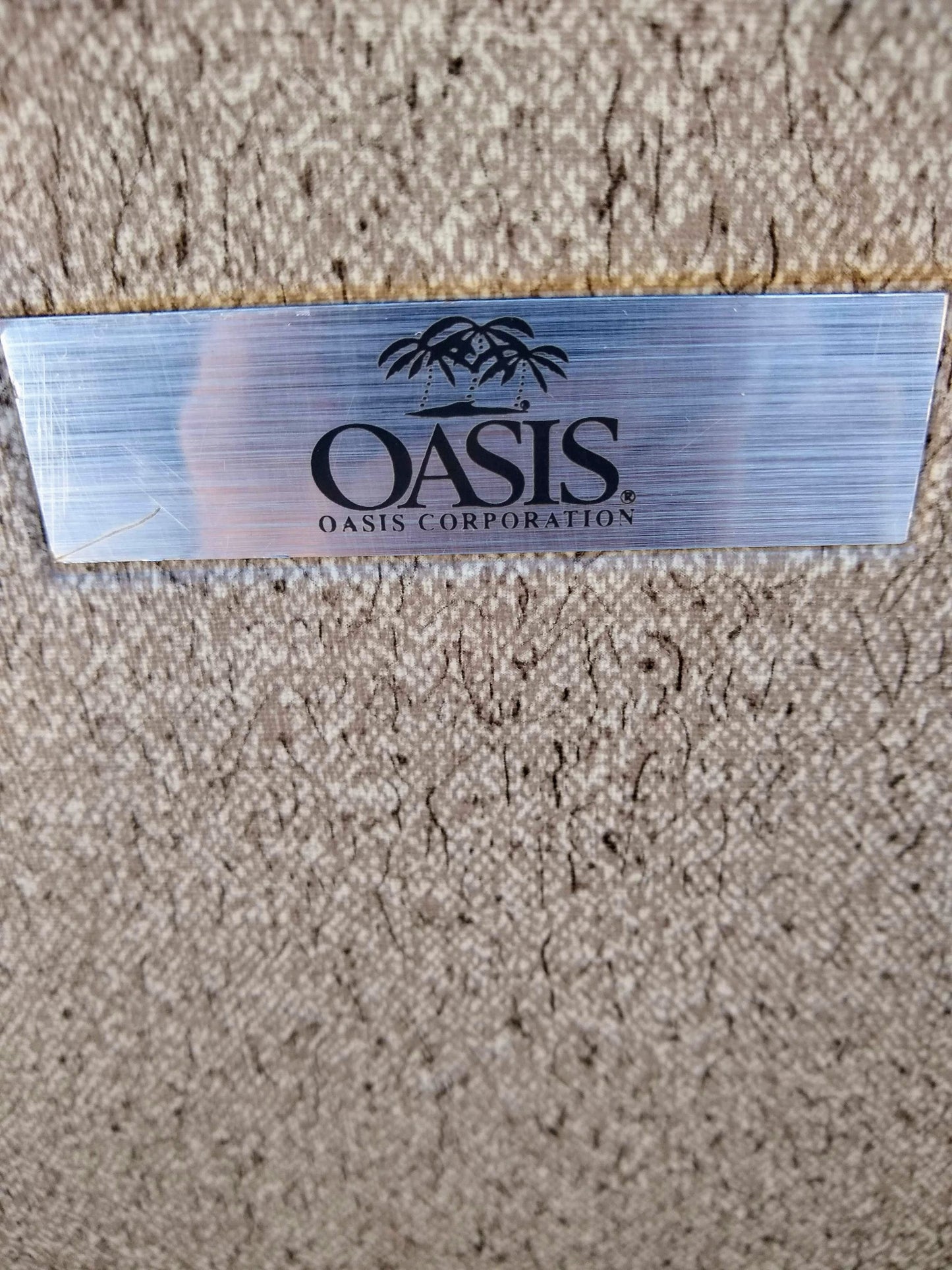 ON-A-WALL 8 Gph OASIS WATER COOLER PLF8M D100 WATER FOUNTAIN FREE SHIP