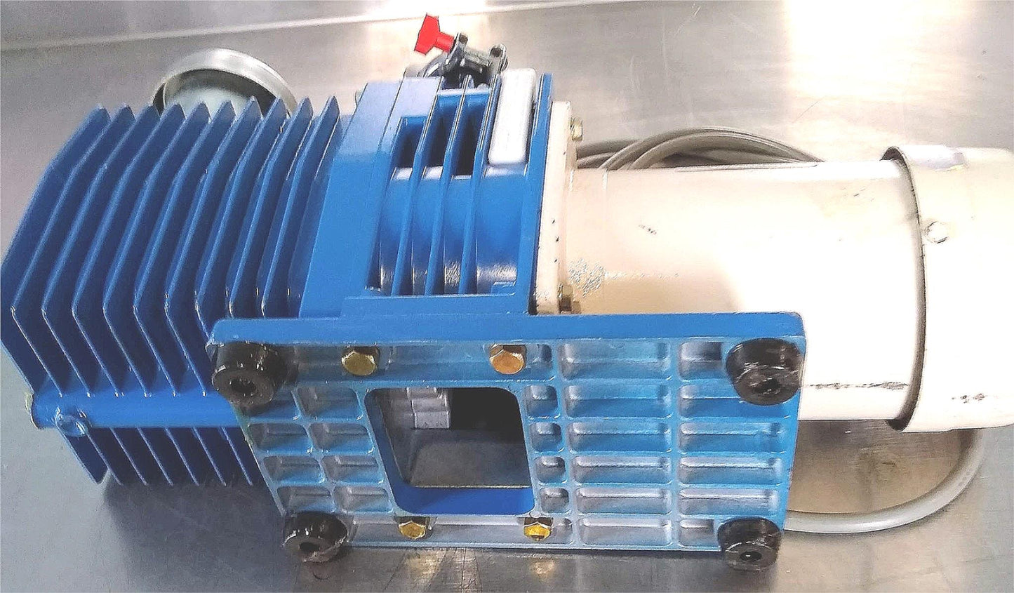 ULVAC SINKU KIKO G100D 3PHASE ROTARY VANE VACUUM PUMP with OIL FILTER FREE SHIP