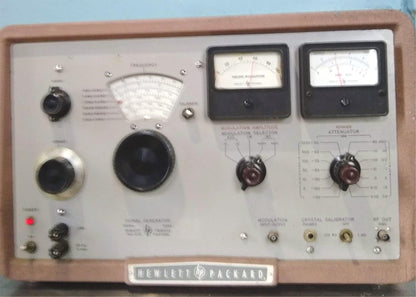 VINTAGE HEWLETT PACKARD SIGNAL GENERATOR MODEL 606A POWERS ON FREE SHIPPING