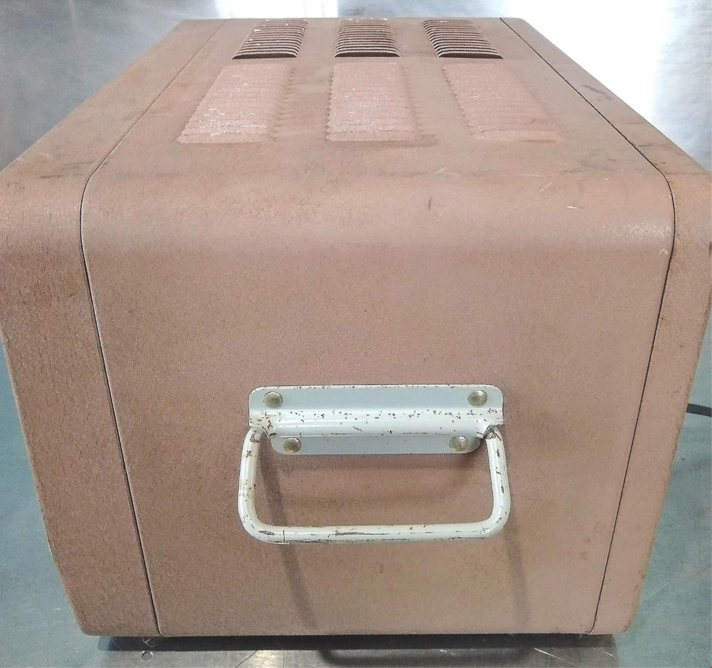 VINTAGE HEWLETT PACKARD SIGNAL GENERATOR MODEL 606A POWERS ON FREE SHIPPING