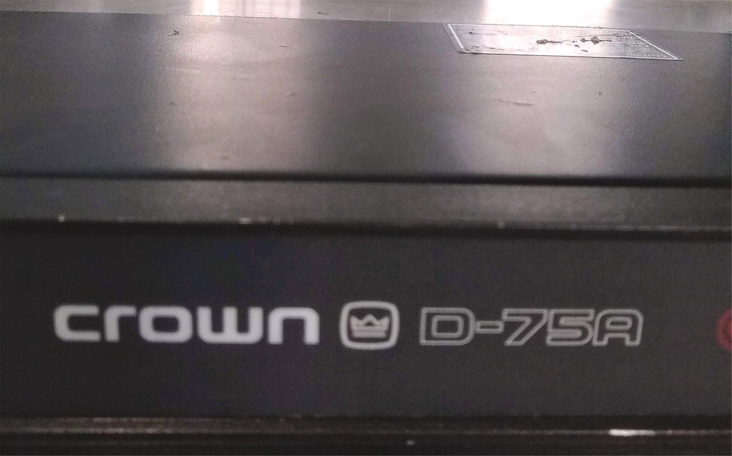 CROWN D75-A STEREO POWER AMPLIFIER 40W PER CHANNEL 8 OHMS  AMPLIFIER  FREE SHIP