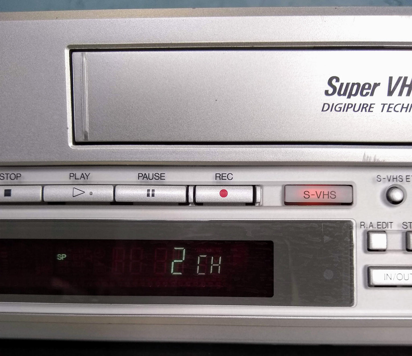 JVC HR-DVS2U MINI-DV/S-VHS COMBO VIDEO CASSETTE RECORDER - No Remote - FREE SHIP