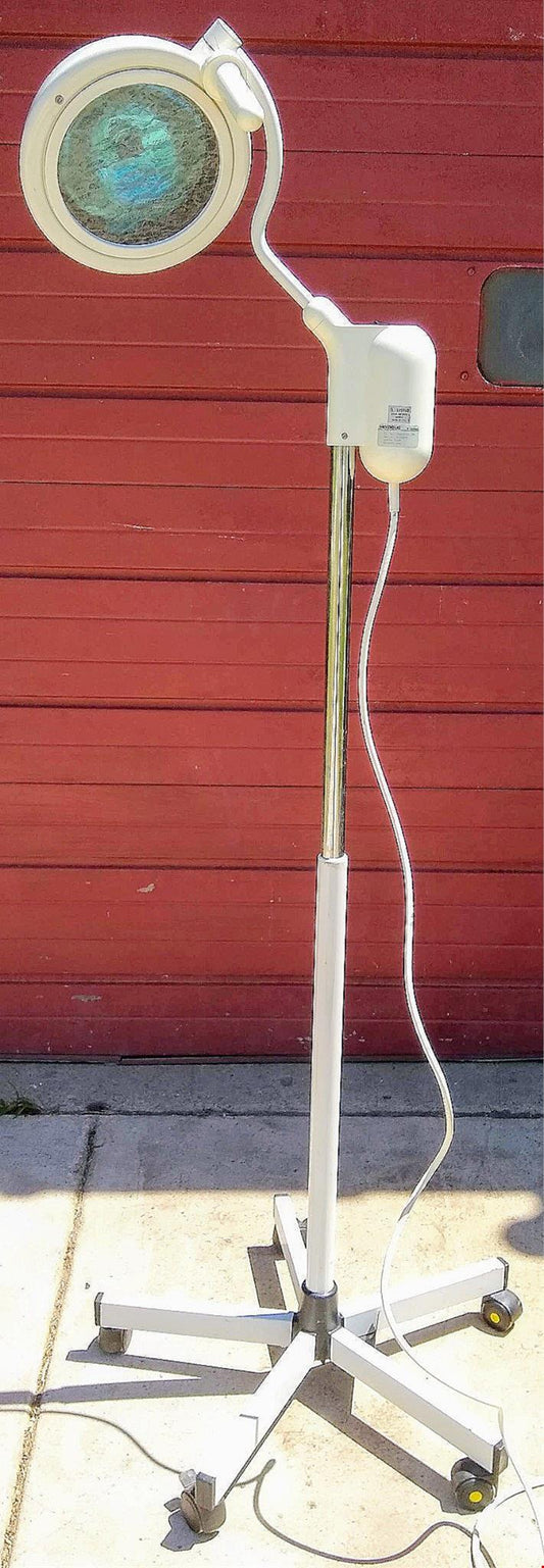 HERAEUS HILL ROM HANAU MOBILE EXAM DENTAL MEDICAL LIGHT SWIVEL STAND - FREE SHIP