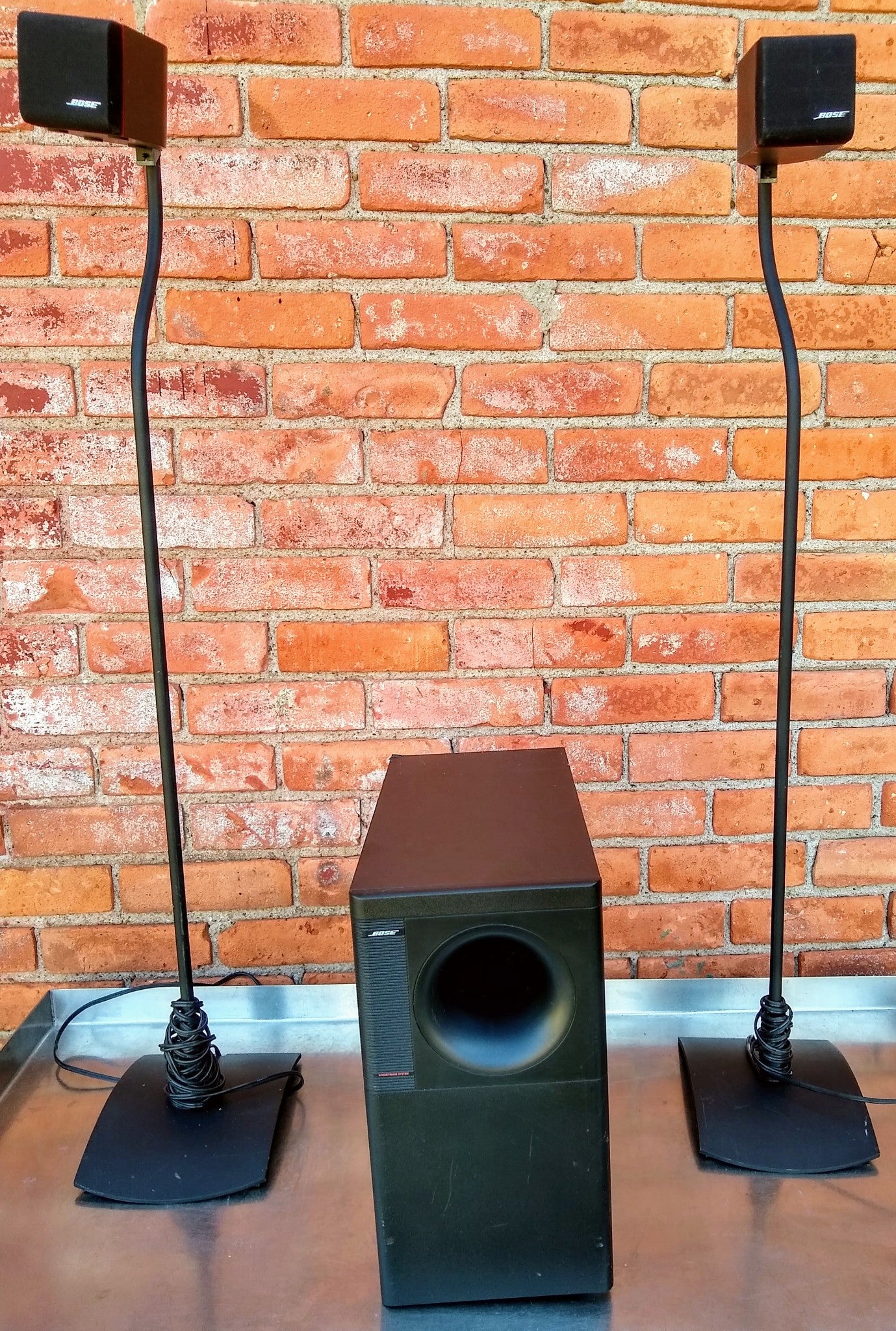 BOSE ACOUSTIMASS® 6 HOME ENTERTAINMENT & WOOFER TWO REDLINE CUBE SPEAKERS STANDS