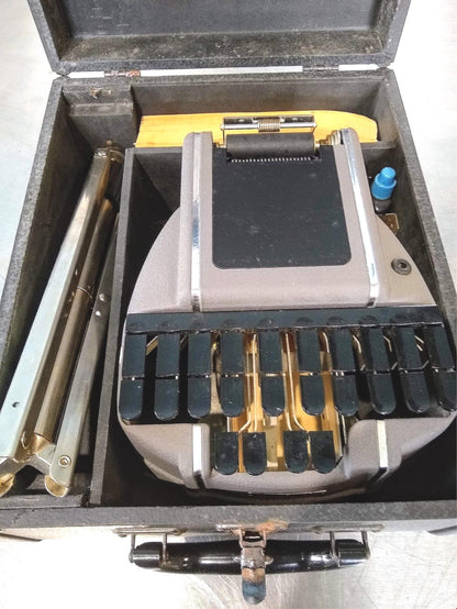 STENTURA REPORTER STENOGRAPH EASYLOCK TRIPOD COURT REPORTING WRITER STEVE SINELL
