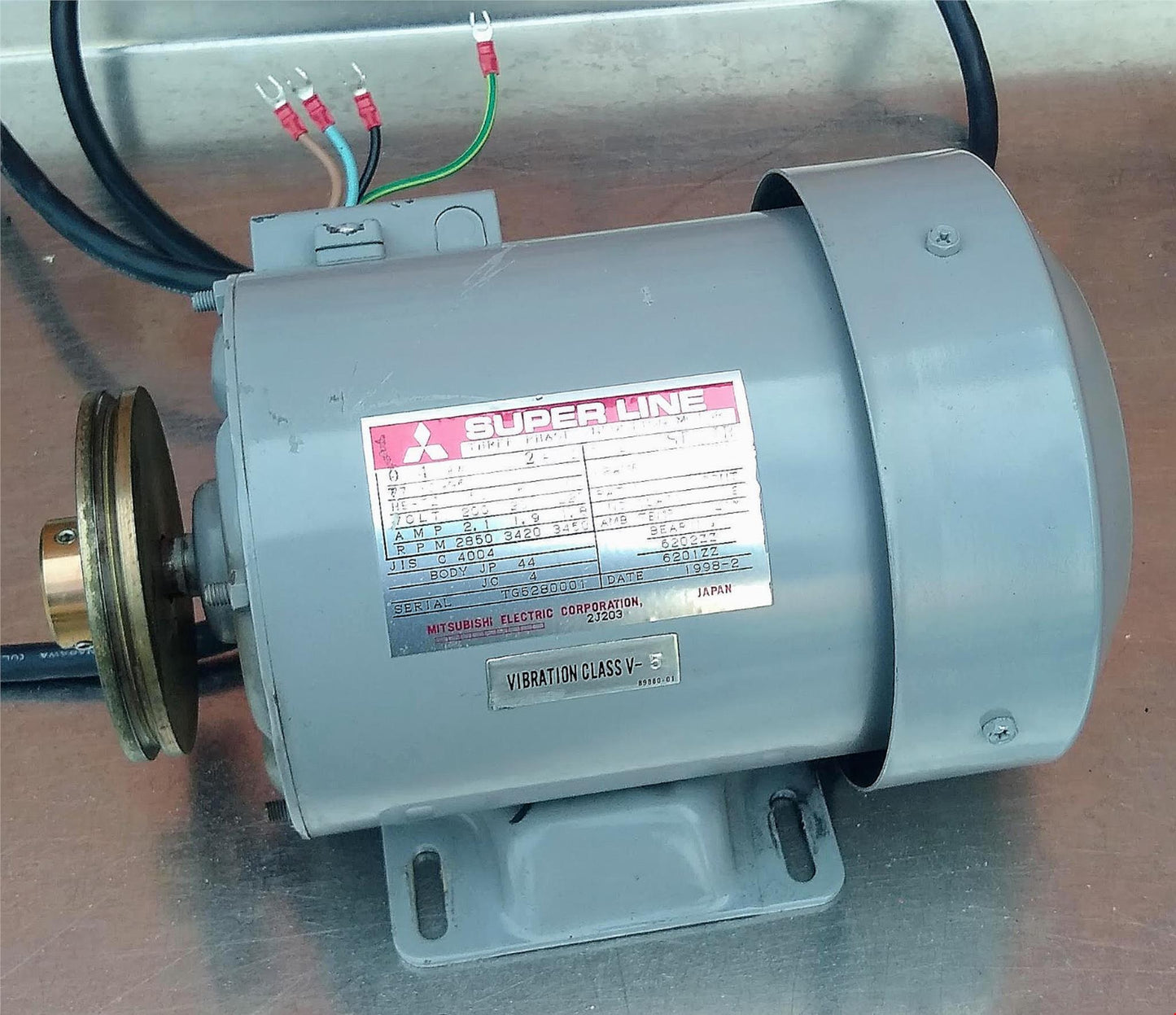 MITSUBISHI SUPER LINE 3 PHASE 0.4KW 1/2HP 2 POLE TYPE SF-JR MOTOR FREE SHIPPING