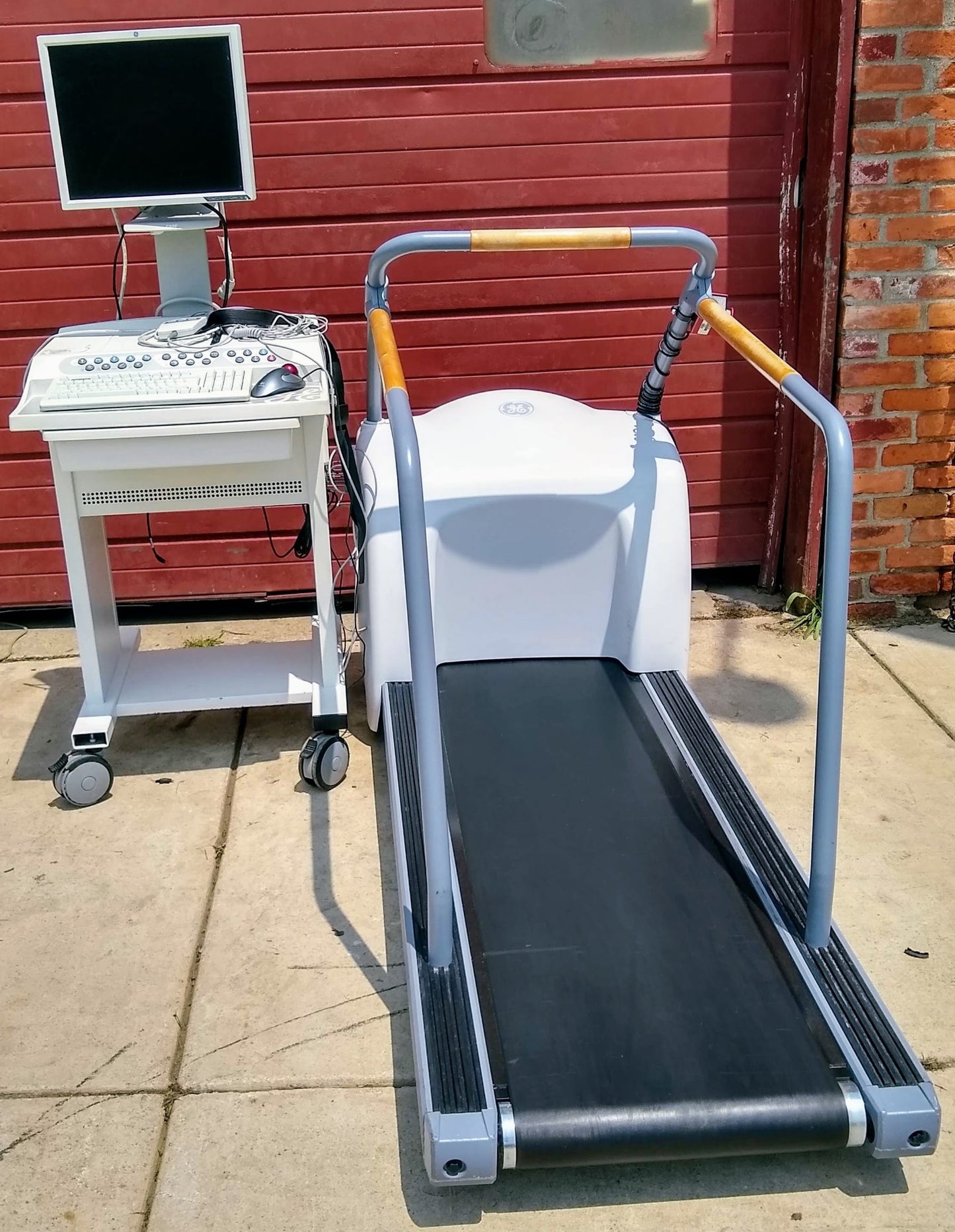 GE SERIES 2000 STRESS TEST EKG CAM 14 CASE MARQUETTE LEADWIRE TREADMILL FREESHIP