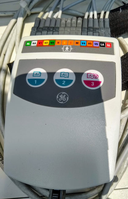 GE SERIES 2000 STRESS TEST EKG CAM 14 CASE MARQUETTE LEADWIRE TREADMILL FREESHIP