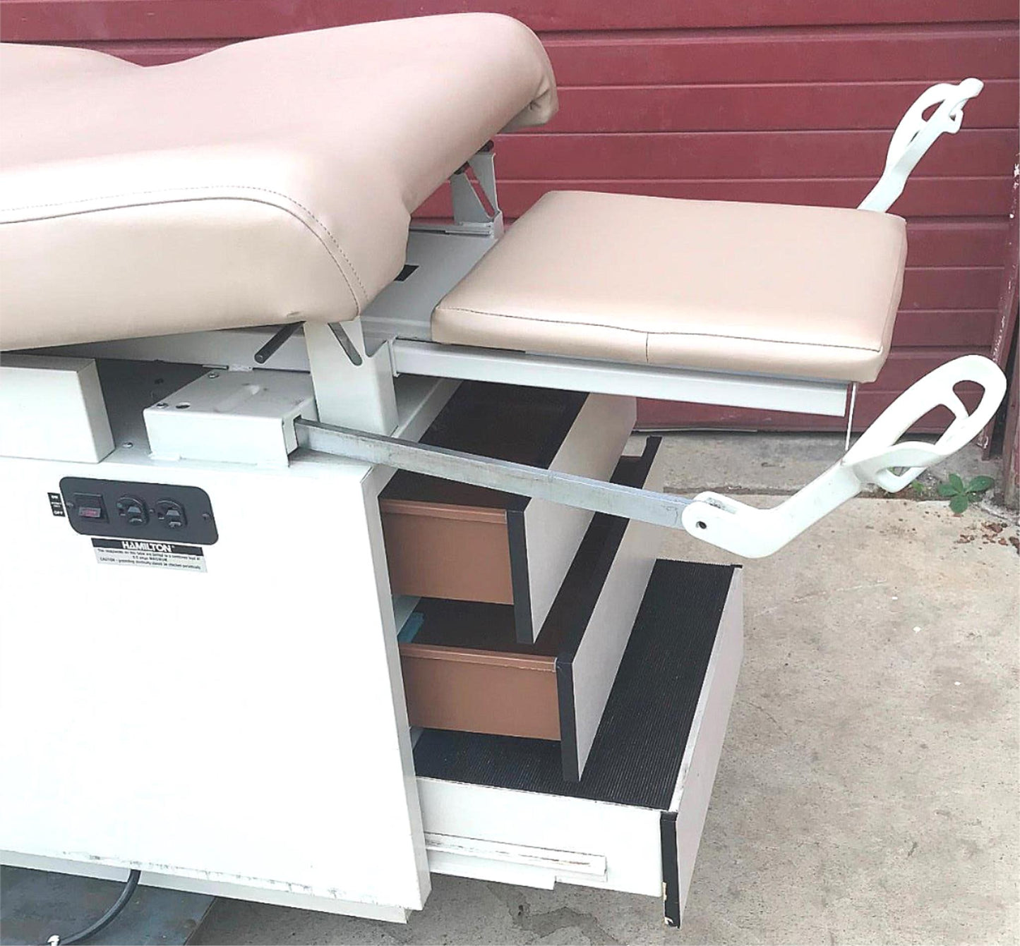 HAMILTON E SERIES PATIENT MEDICAL EXAM TABLE GYNECOLOGY OB GYN FREE SHIP