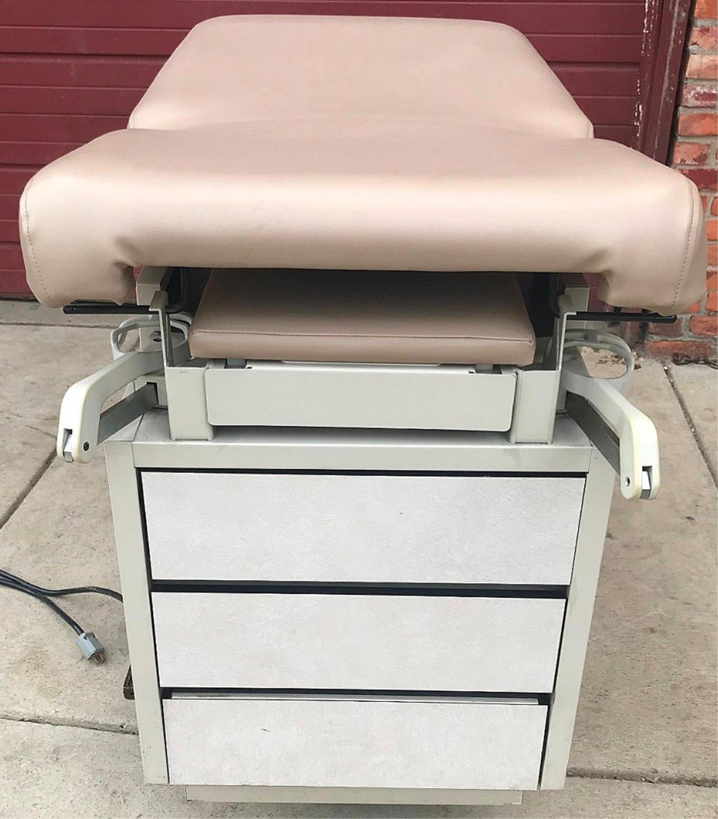 HAMILTON E SERIES PATIENT MEDICAL EXAM TABLE GYNECOLOGY OB GYN FREE SHIP
