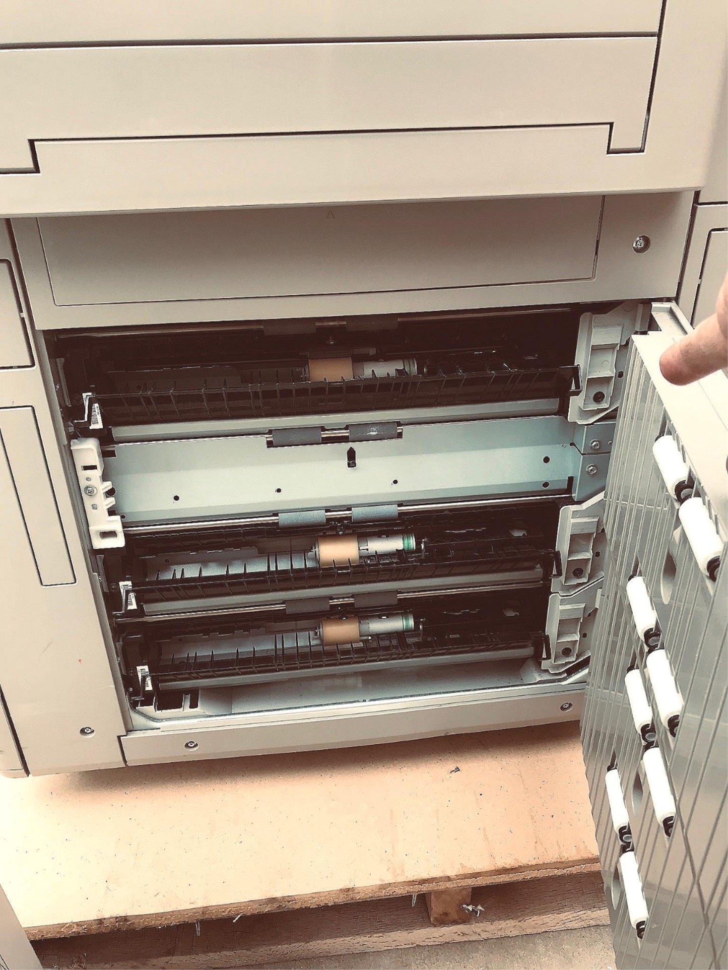 CANON imageRUNNER ADVANCE C7065 HIGH VOLUME COLOR MULTIFUNCTION COPIER FREE SHIP