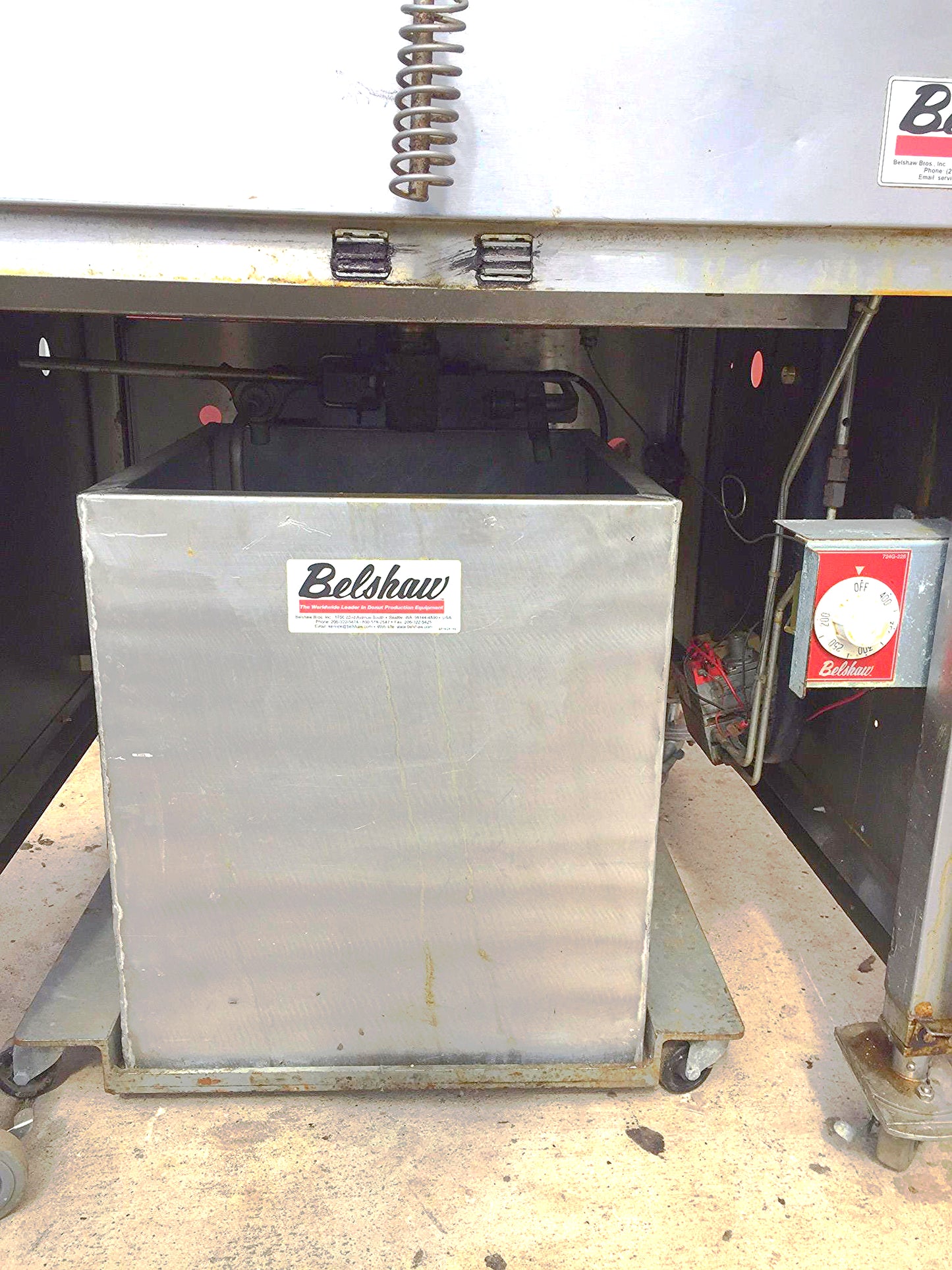 BELSHAW 724FG DONUT FRYER 24" x 24" FRY AREA NATURAL GAS BAKERY SYSTEM FREE SHIP