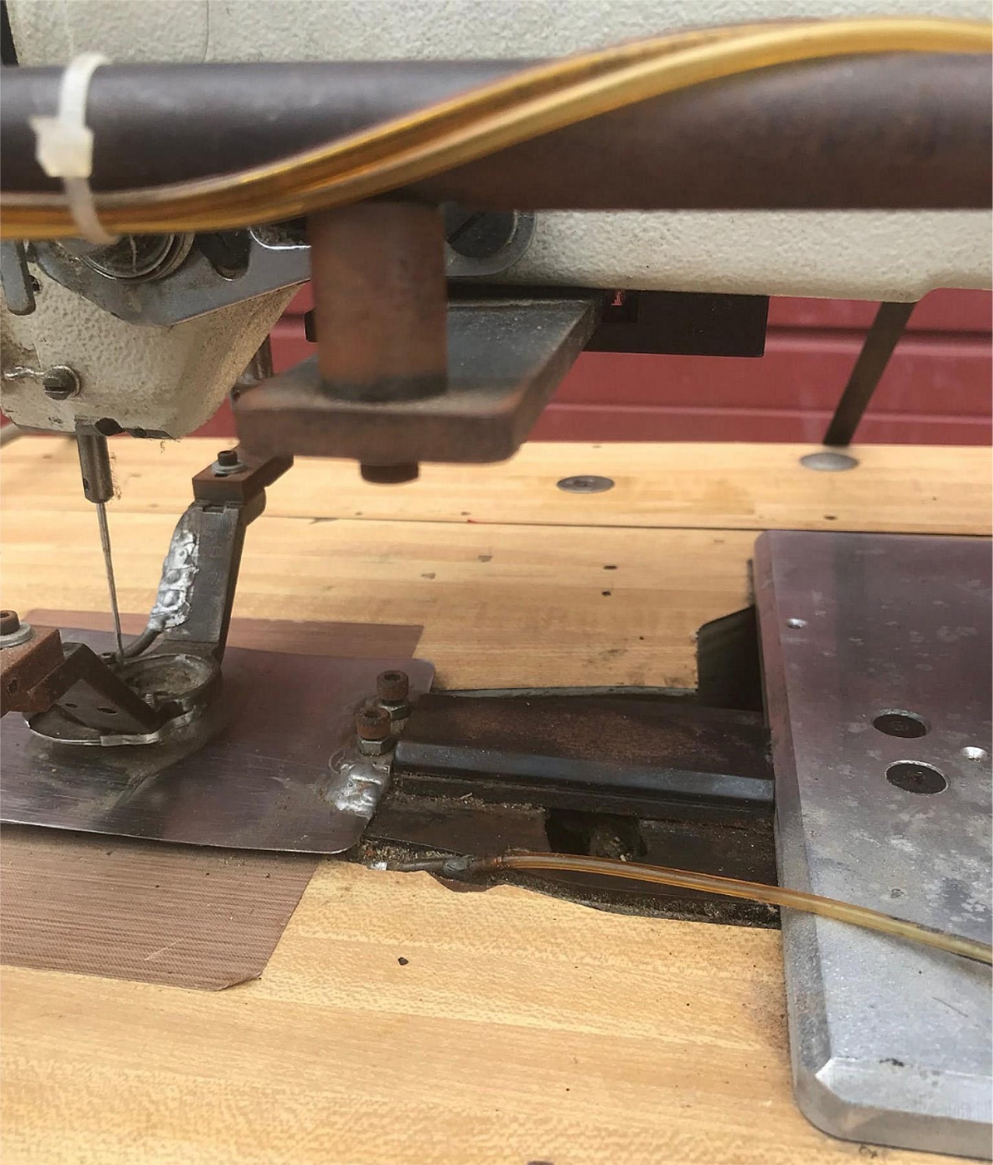 BROTHER LK3-B439 INDUSTRIAL SEWING MACHINE FOR PARTS FREESHIP