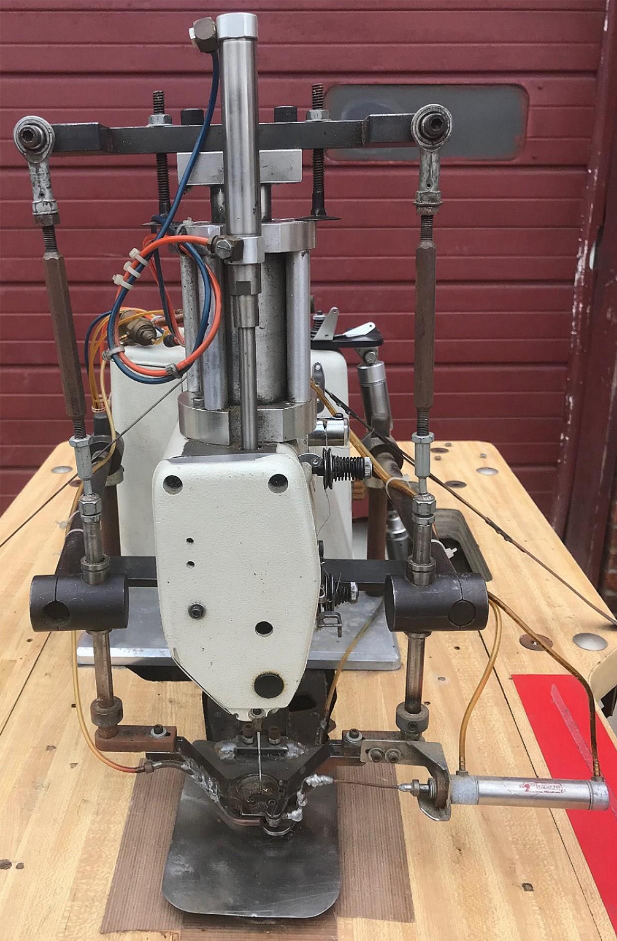 BROTHER LK3-B439 INDUSTRIAL SEWING MACHINE FOR PARTS FREESHIP