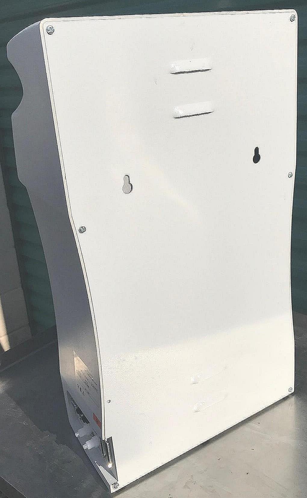 THERMO BARNSTEAD SMART2PURE GenPure xCAD LED UV-TOC/UF PLUS WATER PURIFICATION