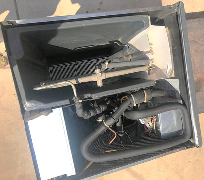 SCOTSMAN CME3 AIR COOLED CUBER ICE MACHINE -FOR PARTS BUT POWERS ON- WATCH VIDEO