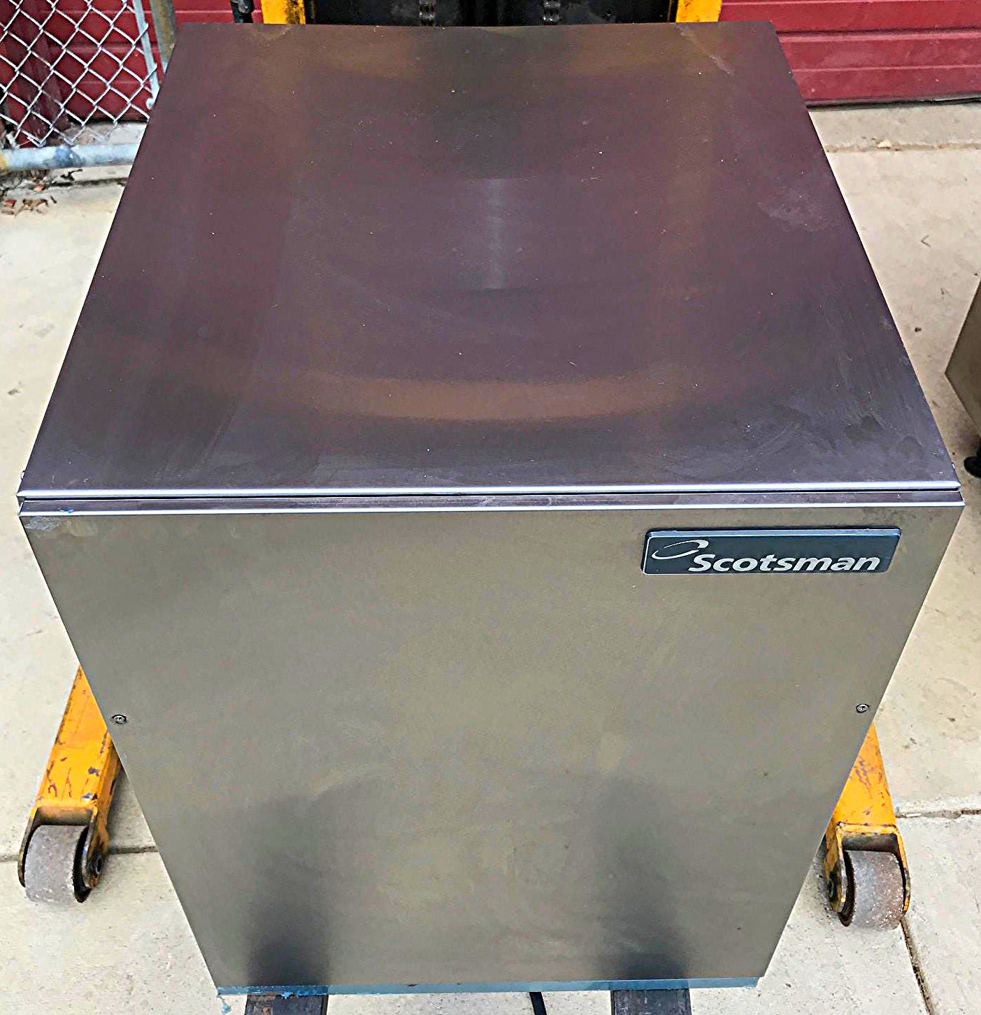 SCOTSMAN FME804AS-1B AIR COOLED FLAKER 760lbs ICEday ICE MAKER with BIN FREESHIP