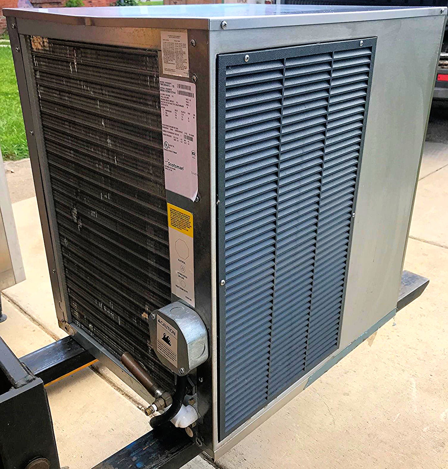 SCOTSMAN FME804AS-1B AIR COOLED FLAKER 760lbs ICEday ICE MAKER with BIN FREESHIP