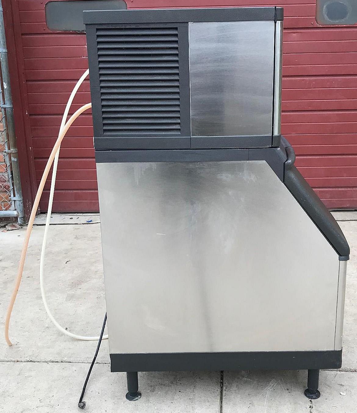 MANITOWOC QY0285W 285lbs/Day HALF DICE WATER COOLED ICE MAKER S400 BIN FREE SHIP