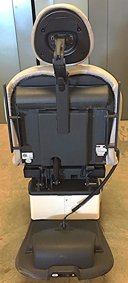 MIDMARK 630 - 004 WORKS PERFECTLY BARRIER FREE UNIVERSAL POWER PROCEDURE TABLE