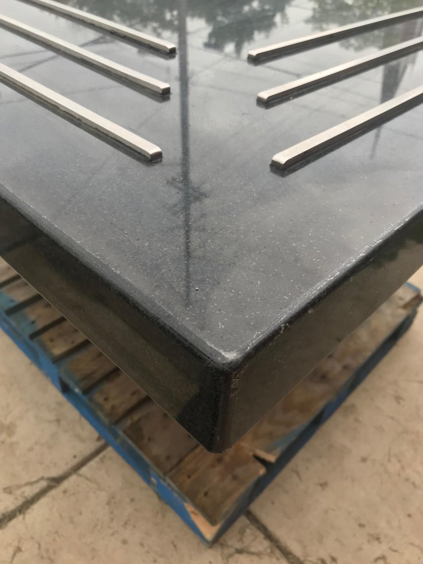 COVIDPICKUP DISPLAY MERCHANDISER 5x5' Foot BLACK GRANITE MEETING ISLAND FREESHIP