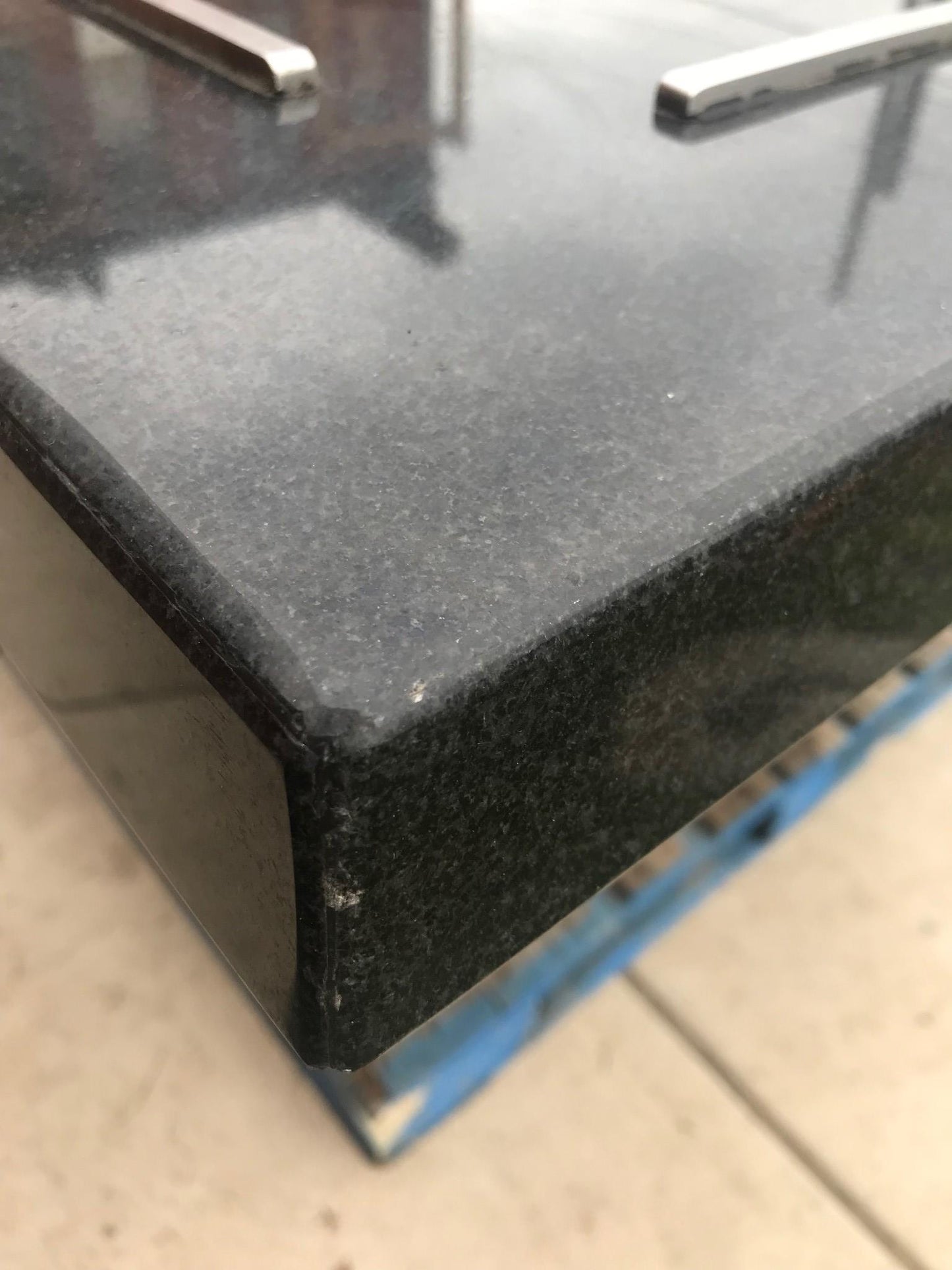 COVIDPICKUP DISPLAY MERCHANDISER 5x5' Foot BLACK GRANITE MEETING ISLAND FREESHIP