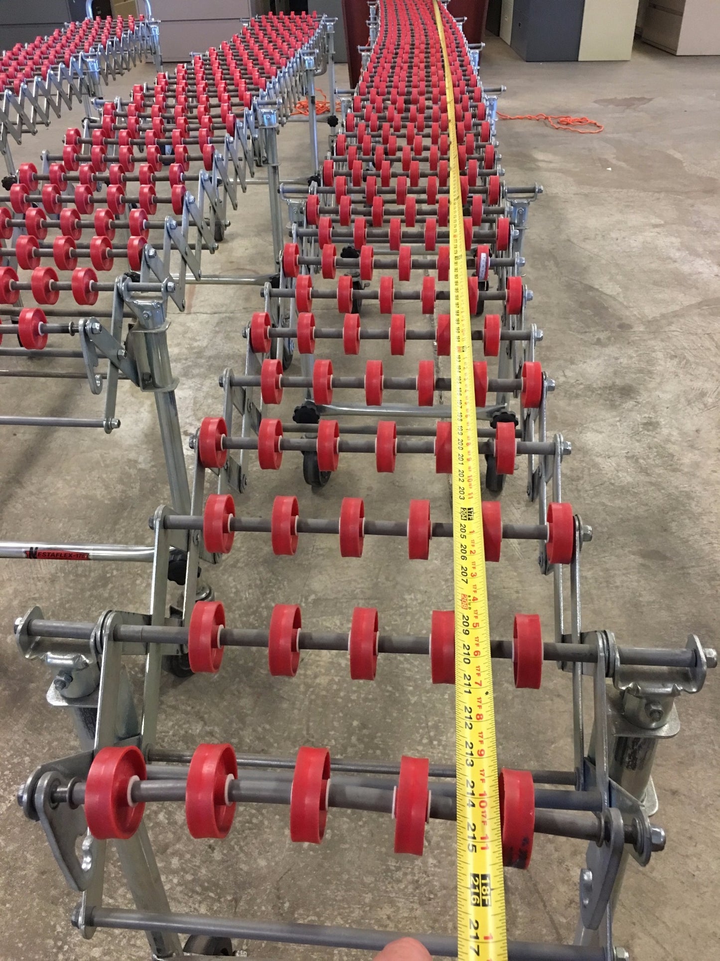 41 FEET of NESTAFLEX - 175 EXPANDABLE FLEXIBLE PORTABLE CONVEYOR BELT