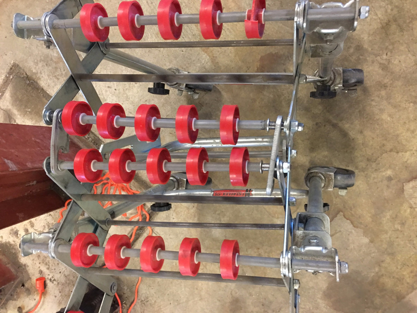 41 FEET of NESTAFLEX - 175 EXPANDABLE FLEXIBLE PORTABLE CONVEYOR BELT