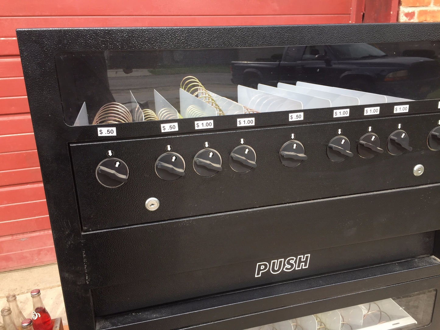 SNACKMATE VM-200 MECHANICAL CANDY COIN SNACK MATE VENDING MACHINE FREE SHIP