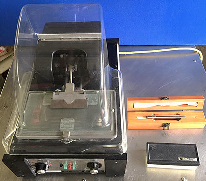 AMERICAN OPTICAL 925 MICROTOME KNIFE SHARPENER + 2 Knives WATCH VIDEO FREE SHIP