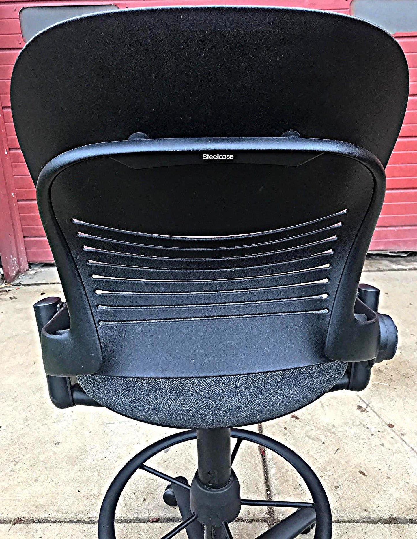 PAIR OF STEELCASE LEAP 462 MODEL 46272049 STOOL BLACK FREE SHIP