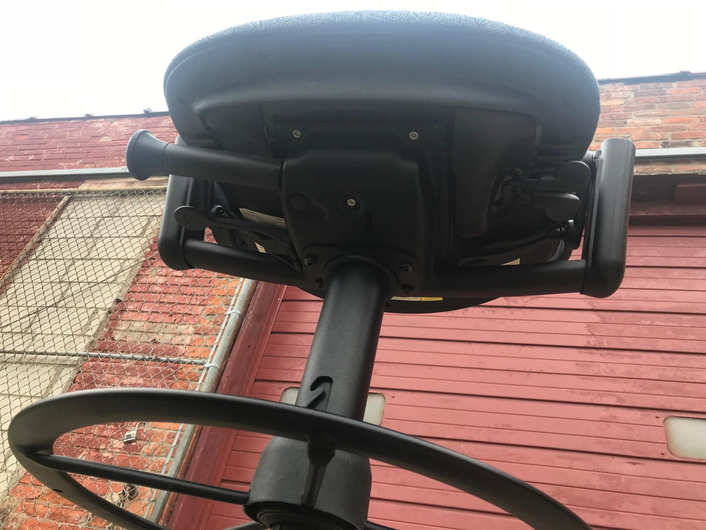 PAIR OF STEELCASE LEAP 462 MODEL 46272049 STOOL BLACK FREE SHIP