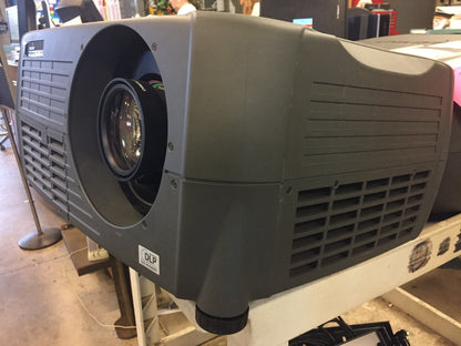 CHRISTIE DS+8K  3-LCD XGA PROJECTOR 230hours REMOTE & MOUNT WATCH VIDEO FREESHIP