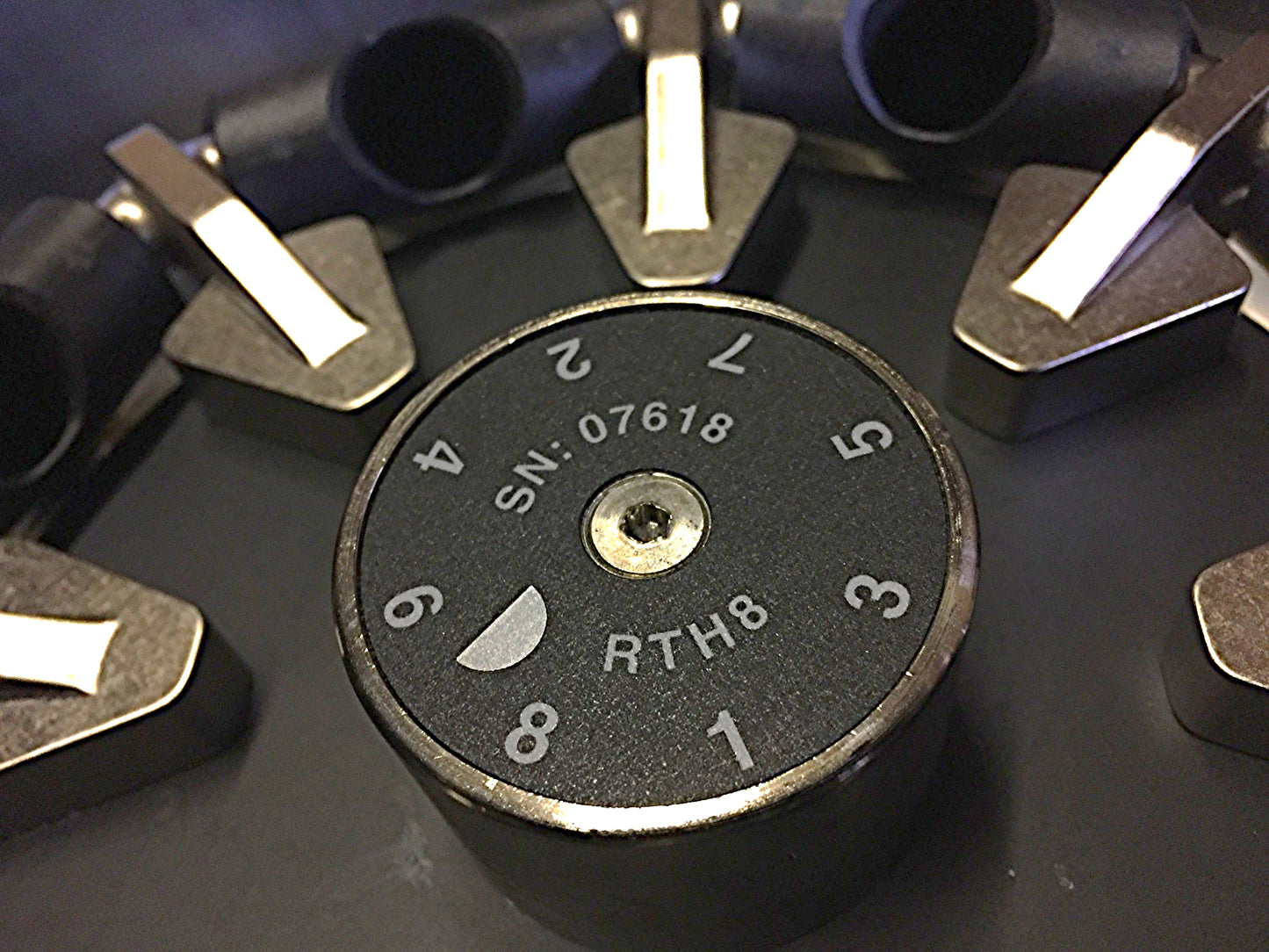 BECKMAN IRIS STATSPIN EXPR 4 M510 TUBE ROTOR RTH8 GEL CENTRIFUGE WATCH VIDEO