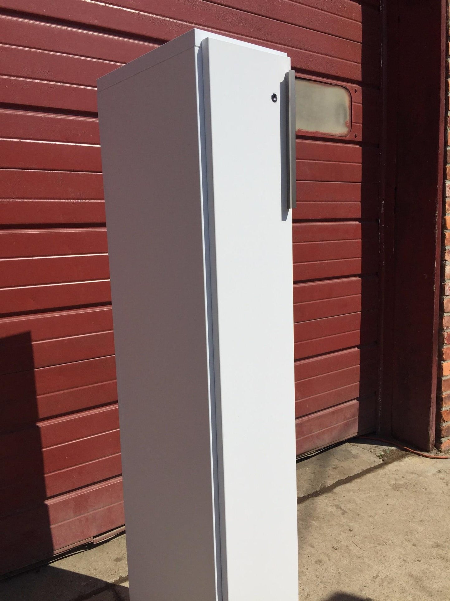 KNOLL OFFICE FURNITURE WHITE LAMINATE STORAGE LOCKER CLOSET TOWER FREE SHIP